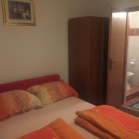 Sobe Matea - prenoćište Hotel Vinkovci Exterior foto
